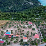 Kamp Camp Kopito Hvar Town