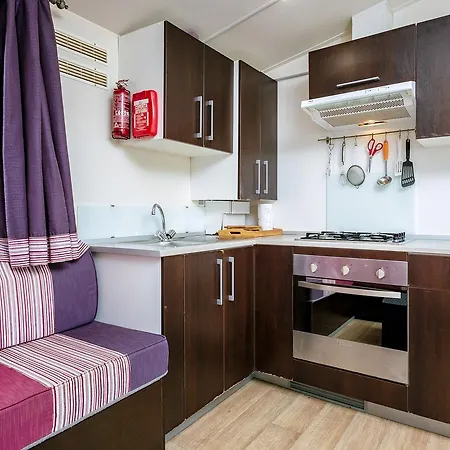 캠프장 Camp Kopito