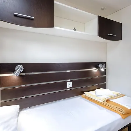 Camp Kopito 캠프장 *