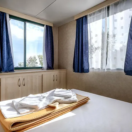 Camp Kopito 흐바르