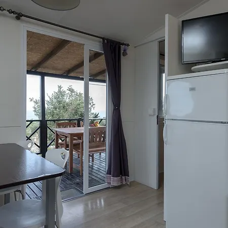 Camp Kopito 캠프장