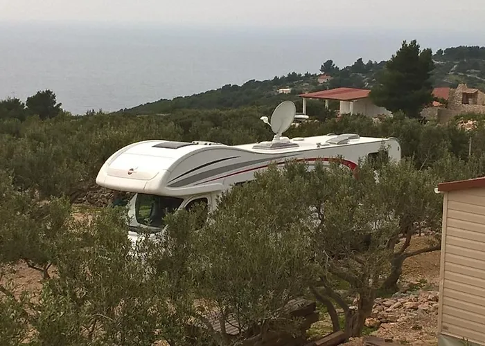 Camp Kopito Parque de Campismo Hvar Town