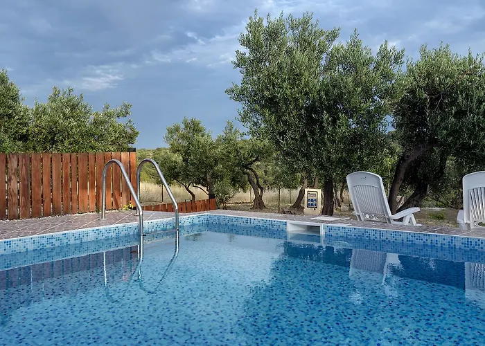 Camp Kopito Кемпінг *